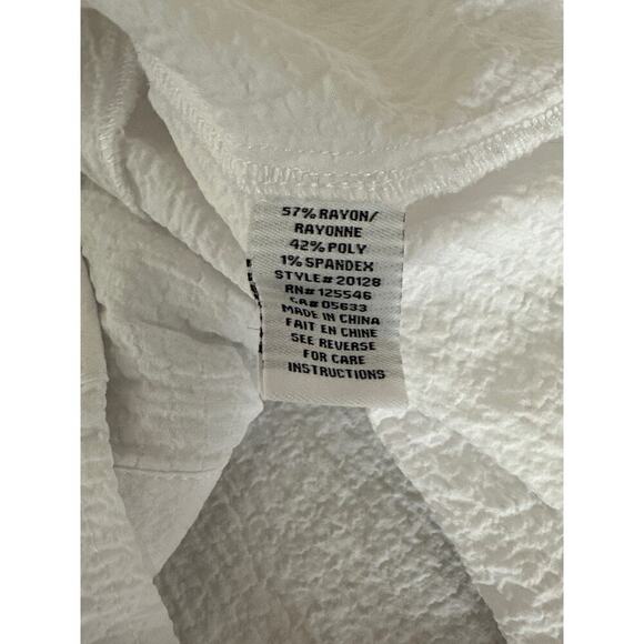 Habitat Pucker Weave White Long Sleeve Loose Fit Blouse Top Toggle Buttons Sz M - Picture 12 of 15